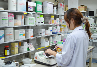薬剤室写真 薬剤室写真