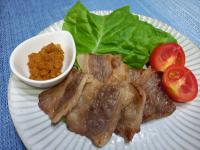 牛焼肉にんにく味噌添えの写真