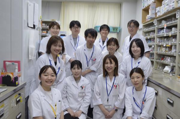 薬剤部の集合写真